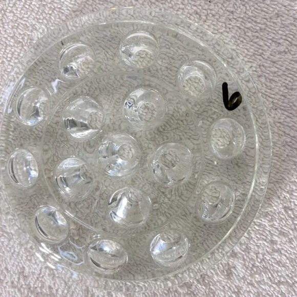 Vintage Clear Glass 16 Hole Flower Frog Flower Holder Stem Holder Arrangement - Picture 8 of 8